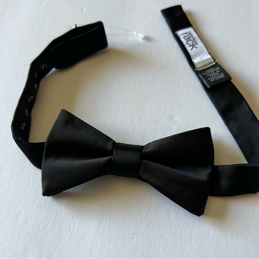 NORDSTROM RACK BOW TIE PRE-TIED BLACK NWOT